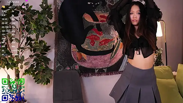 JanelBitther online show from April 2, 7:20 pm