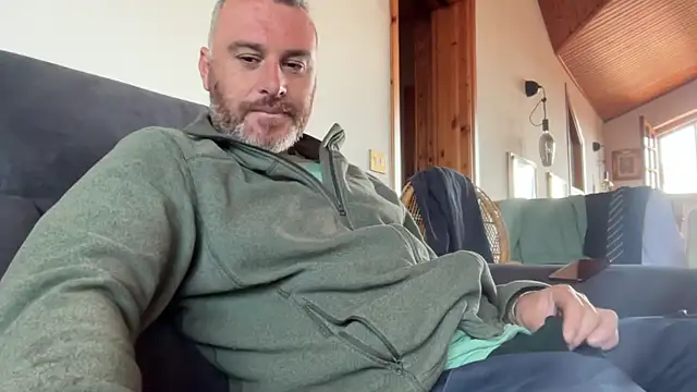 marcovik1 online show from March 19, 11:32 am