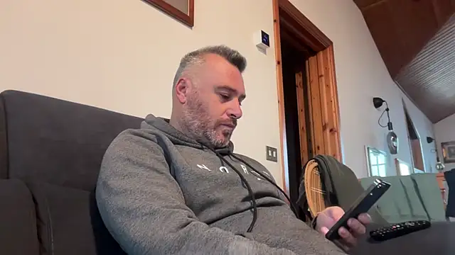 marcovik1 online show from March 12, 8:51 am