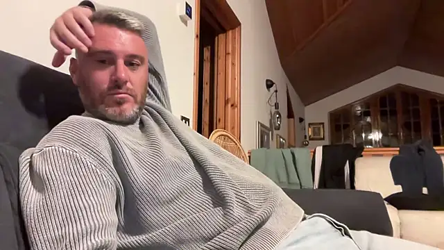 marcovik1 online show from March 15, 10:28 pm