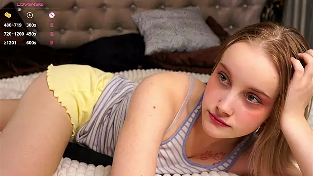 KirstinMcgeady online show from March 4, 11:29 am