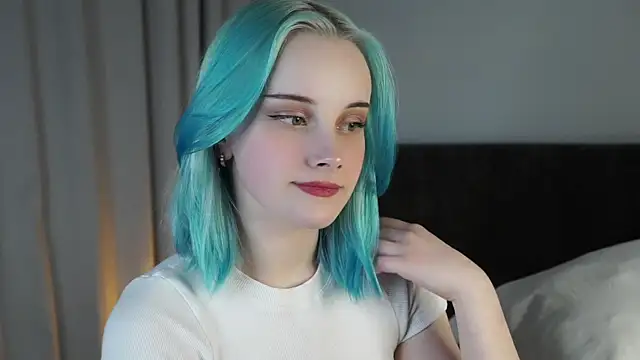 KirstinMcgeady online show from May 23, 12:59 pm