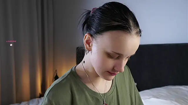 Snapshot of KirstinMcgeady chatting on June 12, 12:36 pm KirstinMcgeady online show from June 12, 12:36 pm