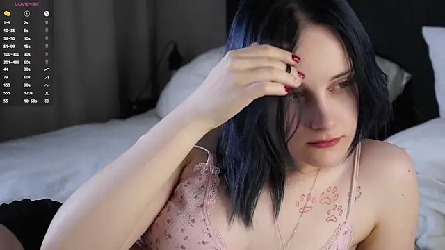 Snapshot of KirstinMcgeady chatting on June 4, 1:38 pm KirstinMcgeady online show from June 4, 1:38 pm