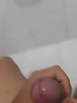 Aislan19 online show from February 13, 9:59 pm