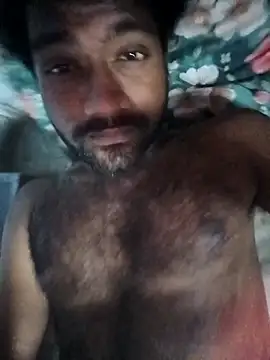 Snapshot of Tinku_1324 chatting on February 12, 3:17 am Tinku 1324 online show from February 12, 3:17 am