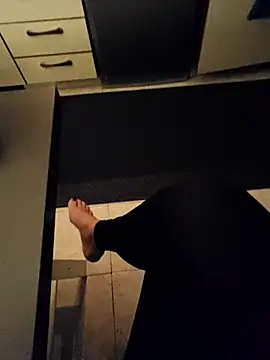 Ginevra01 online show from March 22, 8:10 pm