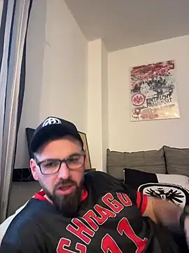 xxxsharkexxx online show from February 13, 8:14 am