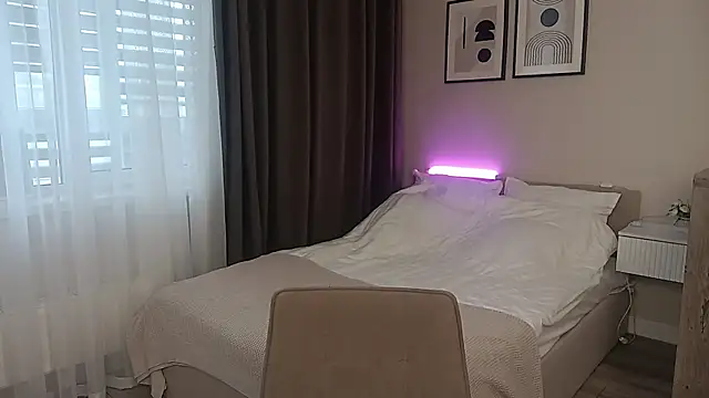 MyBabyLana online show from April 8, 7:10 am