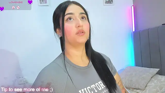 Curvy sweet online show from March 15, 9:38 am