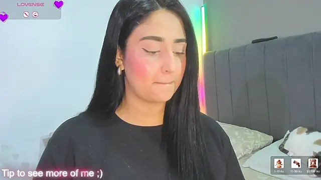 Curvy sweet online show from March 13, 2:38 am