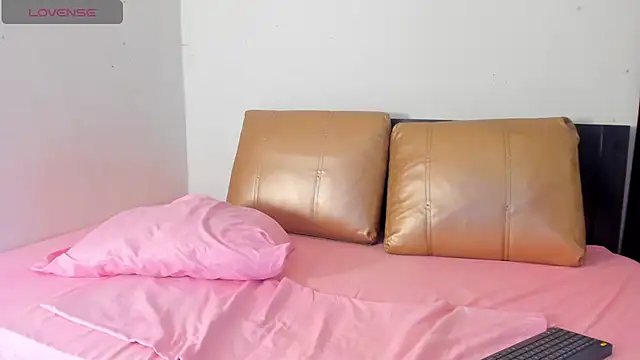 Mariana toress online show from March 20, 10:11 pm