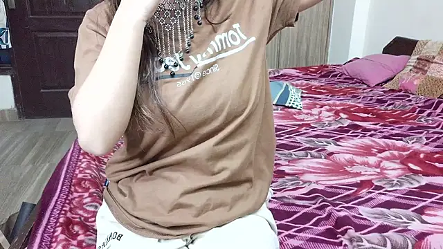 Teen Girl  online show from March 6, 5:41 pm