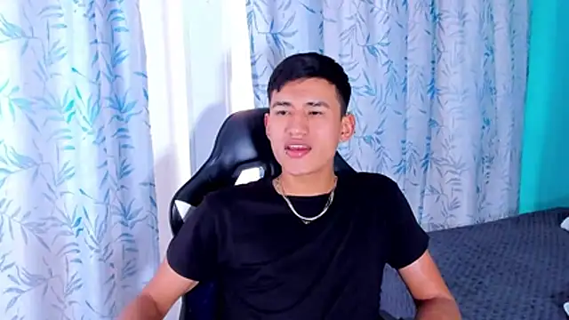 Snapshot of NicolasTorrez chatting on February 11, 9:36 pm NicolasTorrez online show from February 11, 9:36 pm