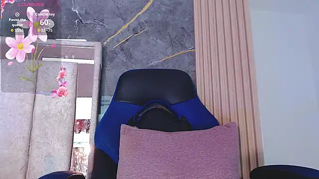 Hazumi Tsu online show from March 18, 9:15 pm