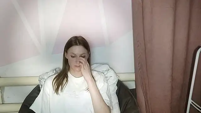 EthylGabak online show from April 21, 3:18 pm