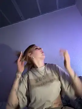 Milli-Kiss online show from March 23, 9:14 pm