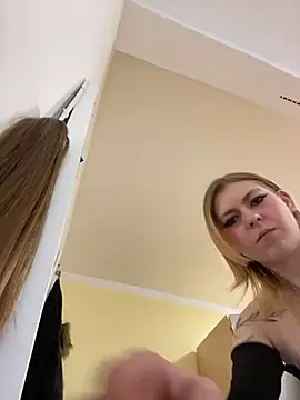 Snapshot of Milli-Kiss chatting on February 13, 10:48 am Milli-Kiss online show from February 13, 10:48 am