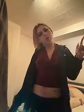 Milli-Kiss online show from April 16, 7:14 pm