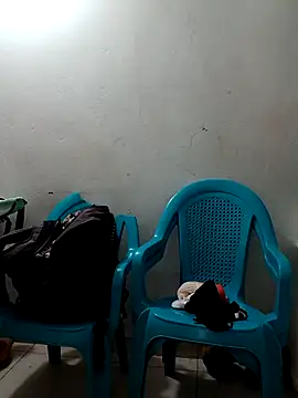 Snapshot of honey-suckle chatting on March 2, 5:31 pm honey-suckle online show from March 2, 5:31 pm