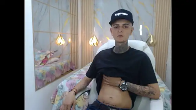 benjamin anthony online show from May 21, 3:59 am