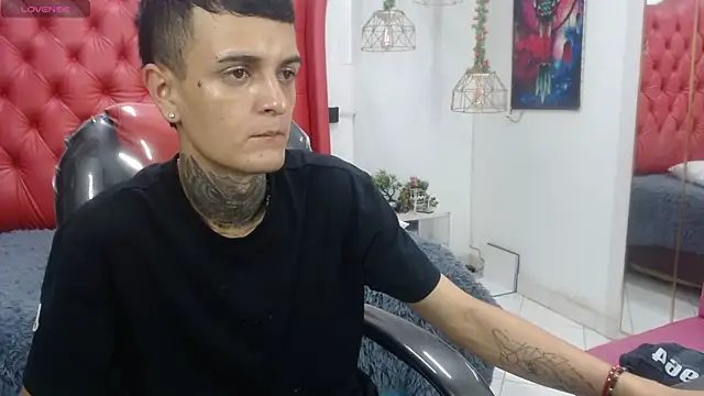 benjamin anthony online show from April 10, 4:08 am