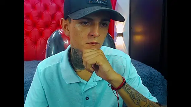 Snapshot of benjamin_anthony chatting on February 26, 2:22 am benjamin anthony online show from February 26, 2:22 am