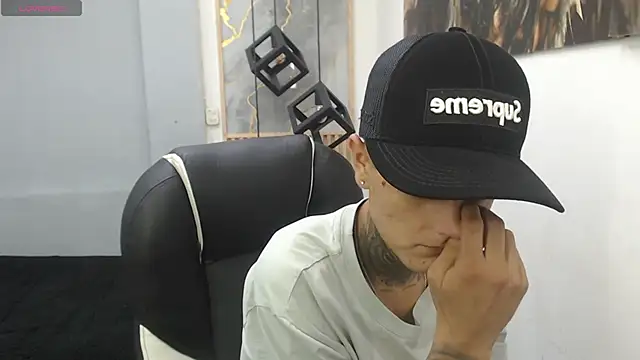 benjamin anthony online show from March 19, 3:17 am