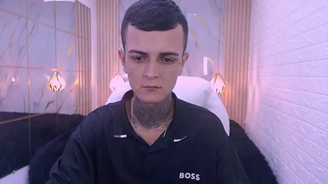 Snapshot of benjamin_anthony chatting on February 27, 2:34 am benjamin anthony online show from February 27, 2:34 am