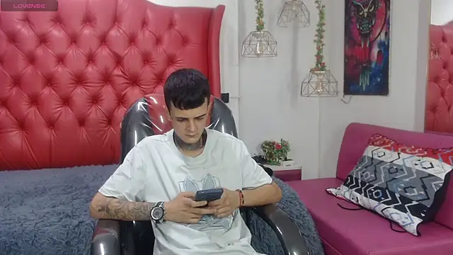 benjamin anthony online show from April 16, 3:51 am