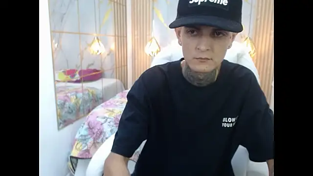 benjamin anthony online show from May 29, 4:18 am