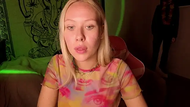 pureeangel online show from April 3, 2:01 pm