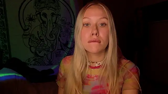 pureeangel online show from March 12, 7:40 pm