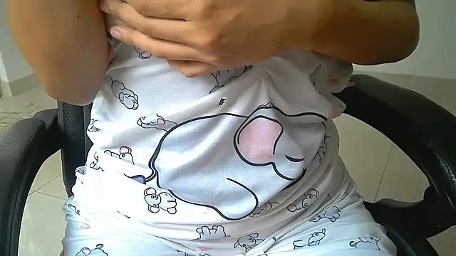 cleopriv00 online show from July 3, 1:28 pm