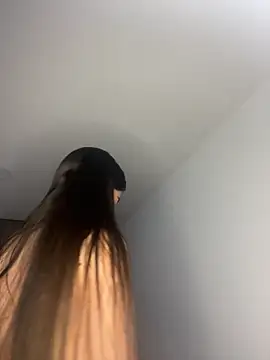 Snapshot of alyabelova chatting on March 3, 7:43 pm alyabelova online show from March 3, 7:43 pm