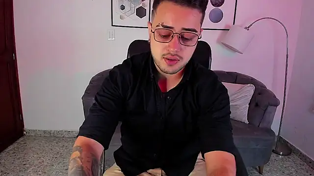 Snapshot of ethan_grace chatting on February 26, 11:54 am ethan grace online show from February 26, 11:54 am