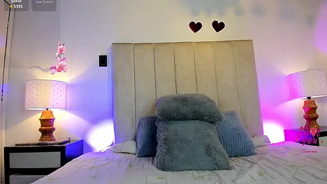 MissMilf  online show from March 26, 7:23 pm