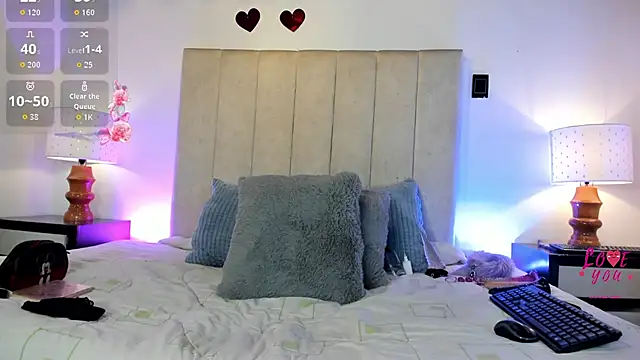 MissMilf  online show from March 25, 7:46 pm