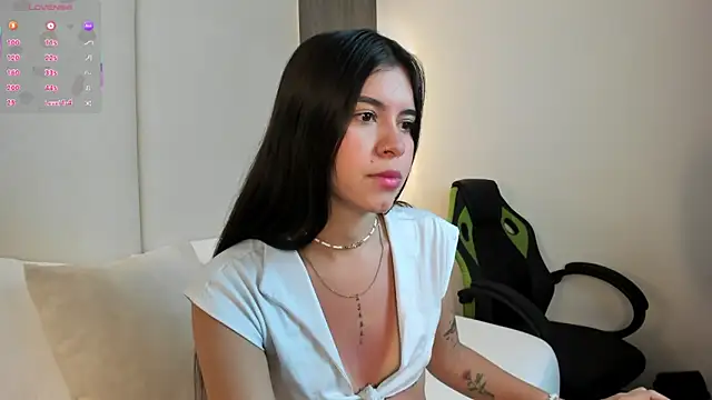 eva swan  online show from March 3, 12:23 pm