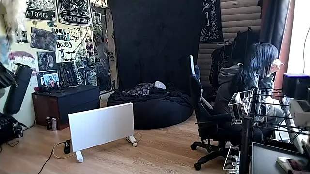 Snapshot of Shempert_ghot chatting on February 25, 11:10 am Shempert ghot online show from February 25, 11:10 am