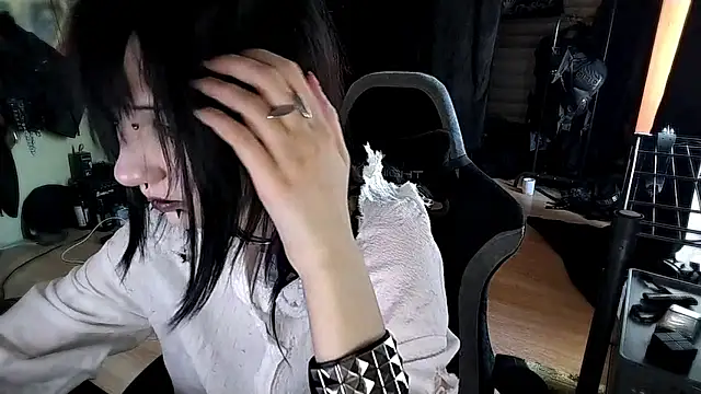 Snapshot of Shempert_ghot chatting on February 18, 11:06 am Shempert ghot online show from February 18, 11:06 am