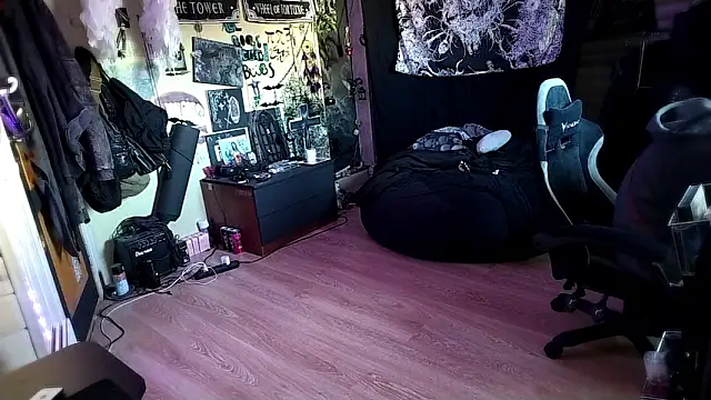 Shempert ghot online show from April 2, 3:08 pm