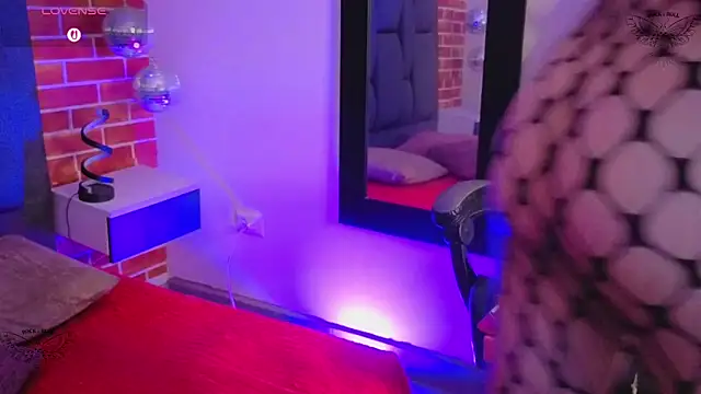 kiitydoll online show from February 19, 7:22 pm