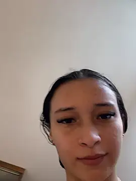 candy deluxe online show from July 2, 10:38 pm