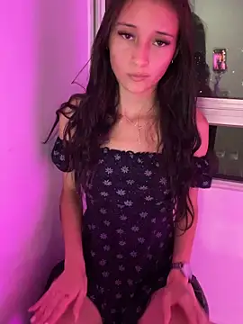 candy deluxe online show from April 25, 4:48 am