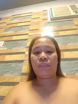 squirtshantal online show from October 22, 8:14 am