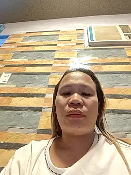 squirtshantal online show from April 15, 7:36 am