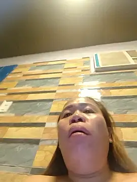 squirtshantal online show from January 12, 6:53 am