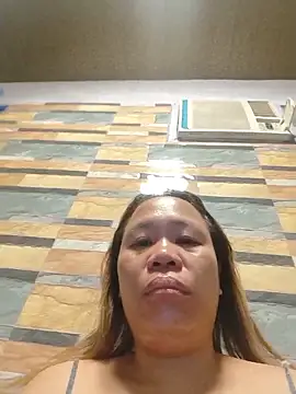 squirtshantal online show from May 18, 10:36 pm