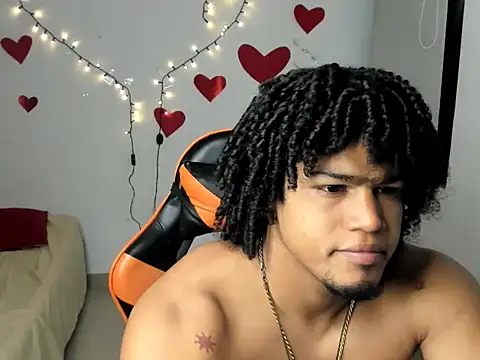 Snapshot of alexj_black_ chatting on February 24, 11:44 am alexj black online show from February 24, 11:44 am